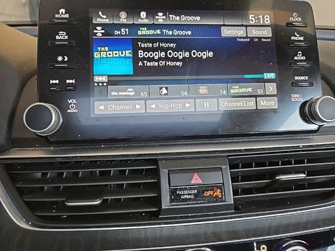 Used 2019 Honda Accord EX-L image 30