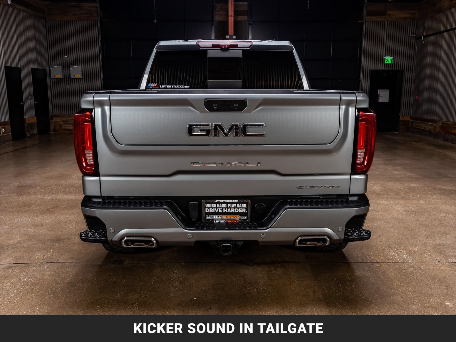 Used 2023 GMC Sierra 1500 Denali Ultimate AWD/4WD image 7