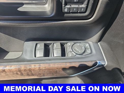 Used 2020 GMC Sierra 2500 Denali w/ Denali Ultimate Package AWD/4WD image 18