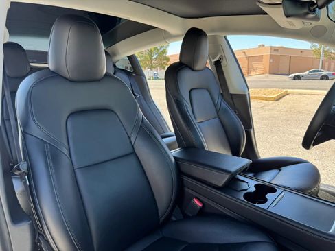 Used 2021 Tesla Model 3 Standard Range Plus RWD image 17