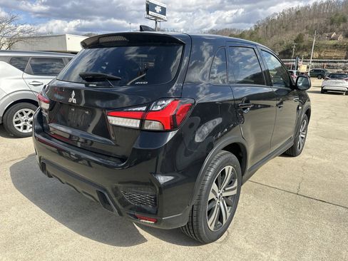 Used 2024 Mitsubishi Outlander Sport ES image 2