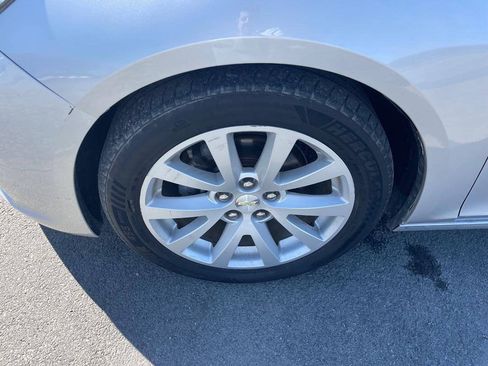 Used 2015 Chevrolet Malibu LT FWD image 28