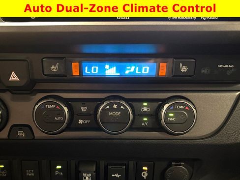 Used 2022 Toyota Tacoma TRD Sport w/ TRD Premium Sport Package AWD/4WD image 24