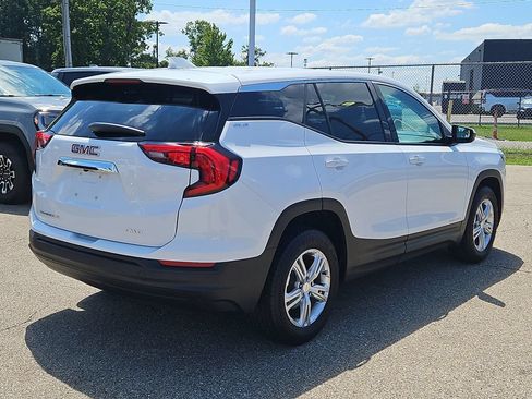 Used 2020 GMC Terrain SLE AWD/4WD image 4