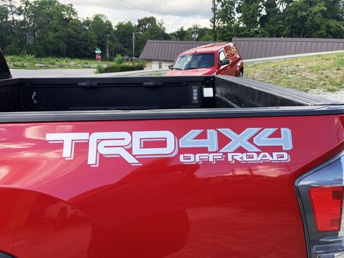 Used 2023 Toyota Tacoma TRD Off-Road w/ Advanced Technology Package AWD/4WD image 6