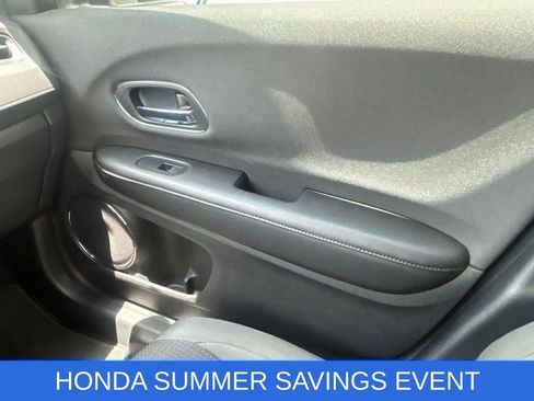 Used 2021 Honda HR-V EX image 17