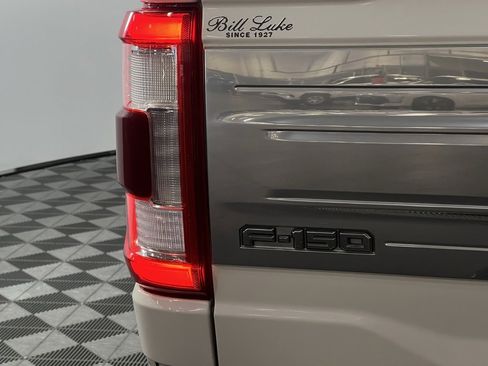 Used 2021 Ford F150 Limited image 12