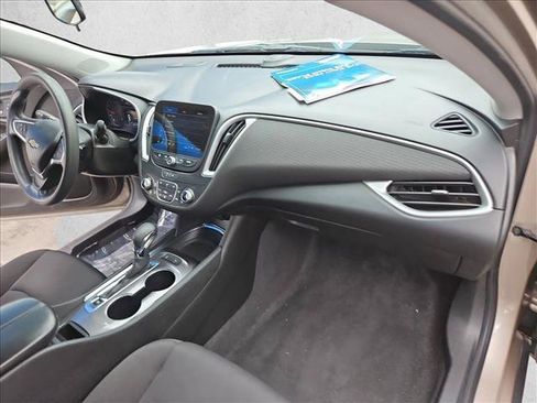 Used 2023 Chevrolet Malibu LT w/ Driver Confidence Package FWD image 18