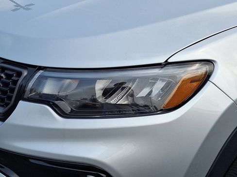 New 2025 Jeep Compass Limited w/ Sun & Sound Group image 4