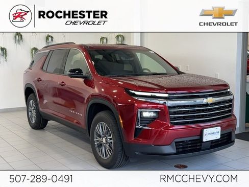 New 2026 Chevrolet Traverse LT w/ Driver Confidence Package image 1