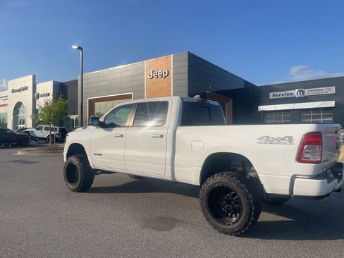 Used 2021 RAM 1500 Big Horn image 7