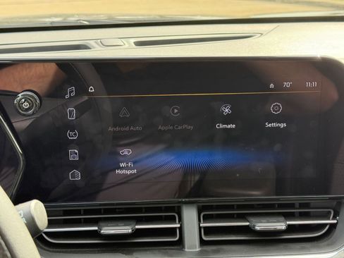 Used 2025 Chevrolet Trax LT image 20