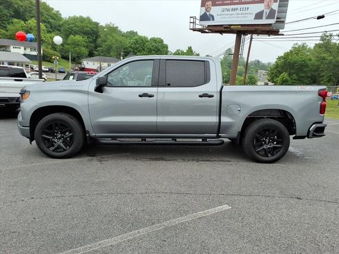Used 2024 Chevrolet Silverado 1500 Custom AWD/4WD image 2