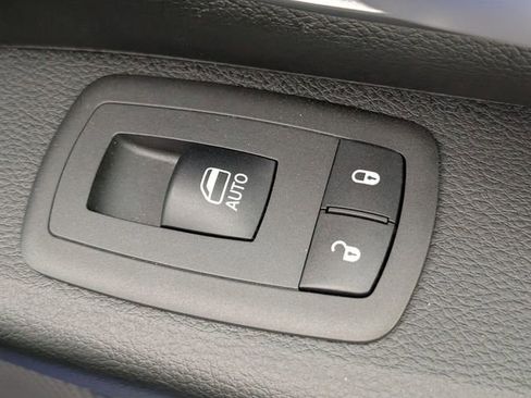 Used 2019 RAM 1500 Big Horn AWD/4WD image 34
