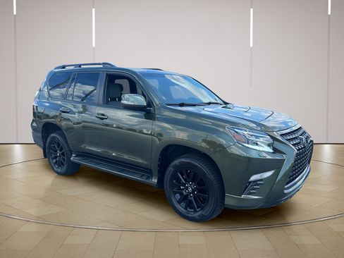 Used 2023 Lexus GX 460 w/ Black Line Special Edition AWD/4WD image 9