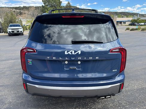 Used 2025 Kia Telluride S AWD/4WD image 6