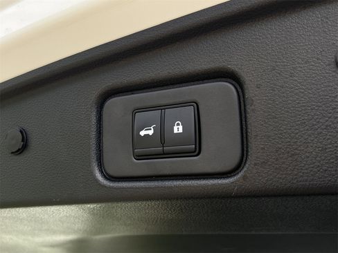 Certified 2024 Nissan Pathfinder Platinum w/ Cargo Package image 29