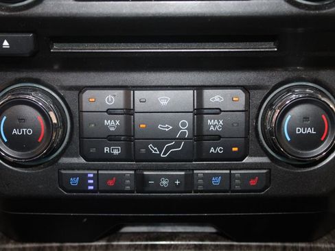 Used 2018 Ford F250 Lariat w/ Chrome Package AWD/4WD image 28