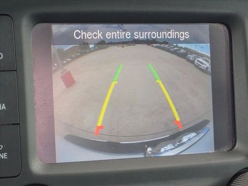 Used 2022 RAM 1500 Classic SLT AWD/4WD image 15