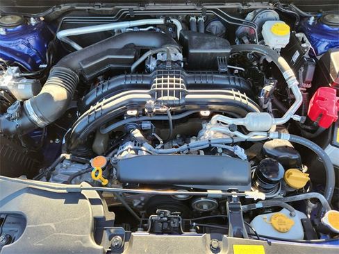 Certified 2024 Subaru Crosstrek 2.0i Premium image 31