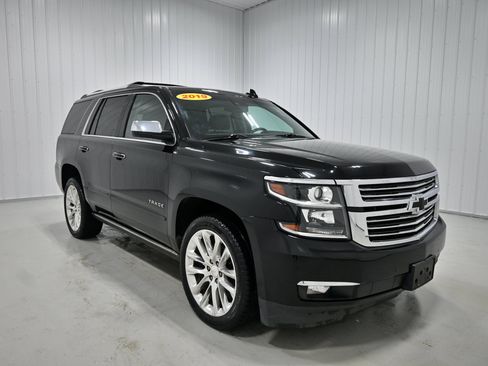 Used 2019 Chevrolet Tahoe Premier w/ Premier Plus Edition AWD/4WD image 3