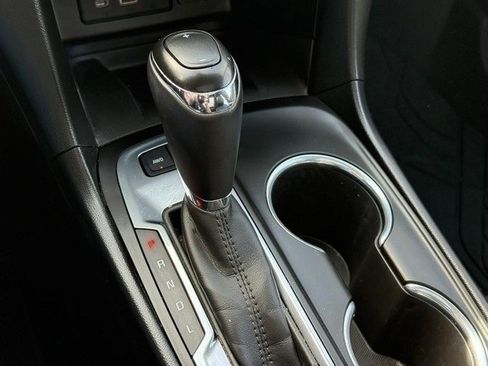 Used 2019 Chevrolet Equinox Premier image 24