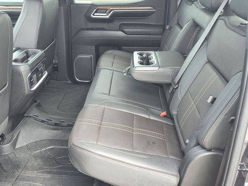 Used 2023 Chevrolet Silverado 1500 High Country w/ High Country Premium Package AWD/4WD image 23