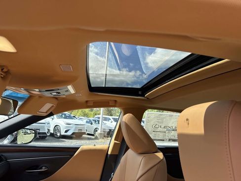 New 2025 Lexus ES 350 Premium image 16