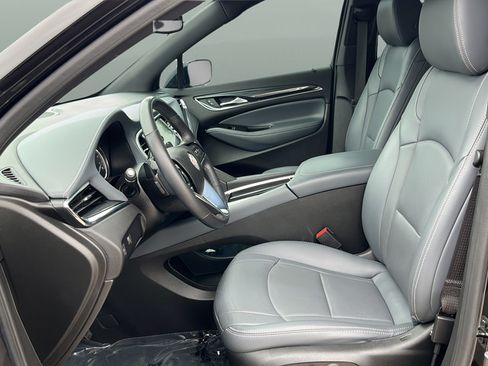 Used 2023 Buick Enclave Essence FWD image 21
