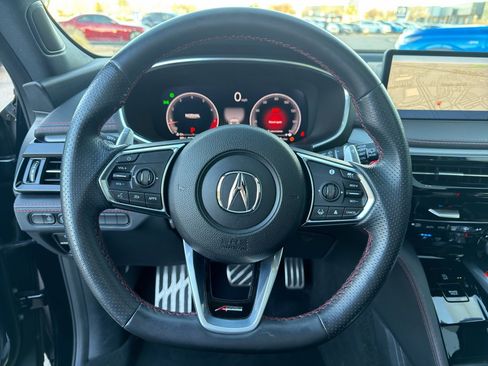 Used 2023 Acura MDX A-Spec image 11