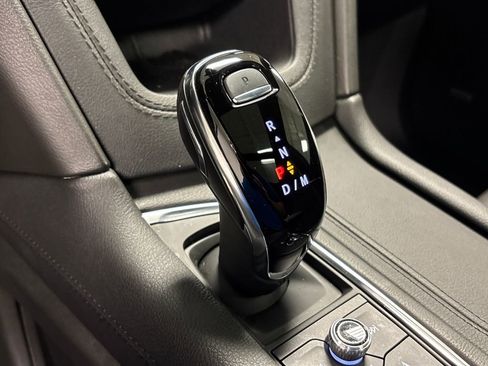 Used 2023 Cadillac XT6 Premium Luxury w/ Technology Package image 38