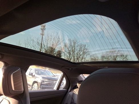 New 2026 BMW 740i xDrive w/ Executive Package image 14