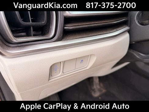 Certified 2024 Kia Sorento S image 16