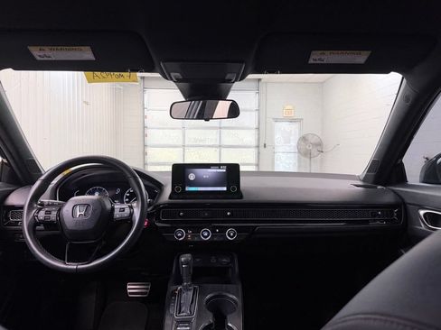 Used 2023 Honda Civic Sport image 22