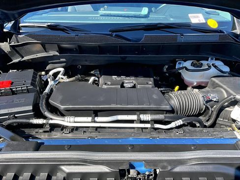 Used 2024 Chevrolet Silverado 1500 LT image 30