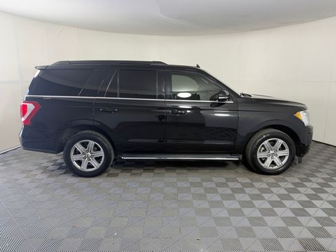Used 2019 Ford Expedition XLT w/ Equipment Group 202A RWD image 8