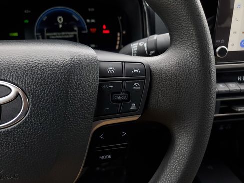 Certified 2025 Toyota Camry LE w/ Convenience Package FWD image 21