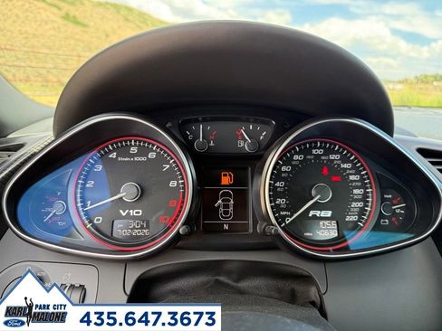 Used 2011 Audi R8 V10 AWD/4WD image 17