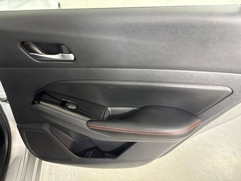 Used 2024 Nissan Altima 2.5 SR FWD image 21