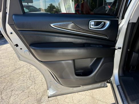 Used 2014 INFINITI QX60 Luxe w/ Premium Package AWD/4WD image 11