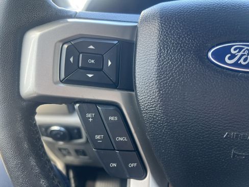 Used 2020 Ford F150 Lariat RWD image 26