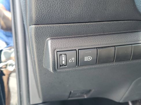 Used 2024 Toyota Corolla LE FWD image 10