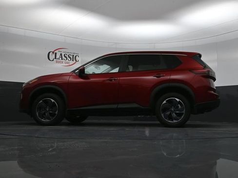 Used 2024 Nissan Rogue SV FWD image 26
