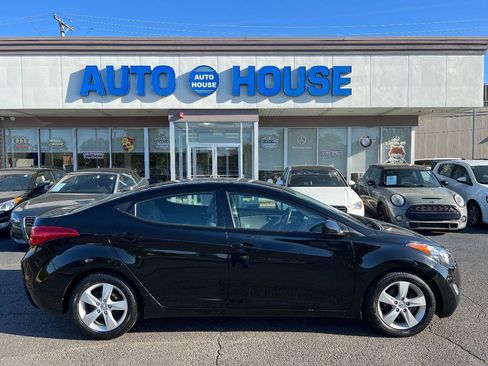Used 2013 Hyundai Elantra GLS w/ Preferred Pkg FWD image 9