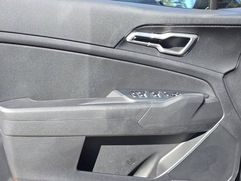 Certified 2025 Kia Sportage LX image 14