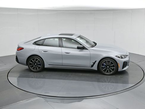 Used 2025 BMW i4 eDrive40 w/ M Sport Package image 55