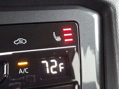 Used 2024 Volkswagen Tiguan Wolfsburg Edition image 25