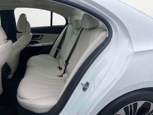 Used 2025 Mercedes-Benz E 350 E 350 image 13