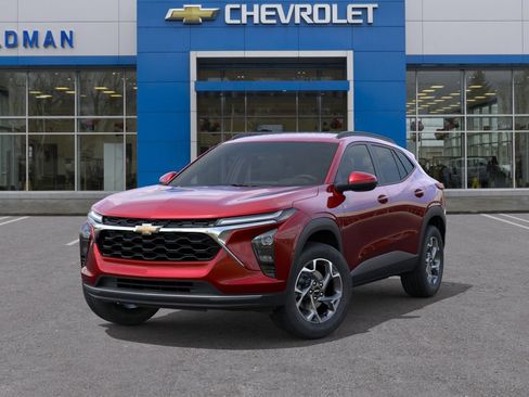 New 2026 Chevrolet Trax LT w/ Driver Confidence Package FWD image 6