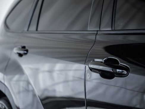 Used 2022 Toyota Highlander XSE image 16